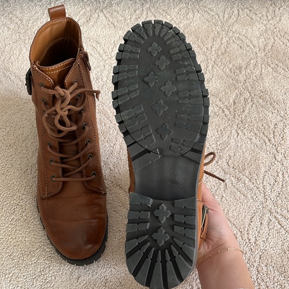 SO Brown Combat Boots - Picture 9 of 9